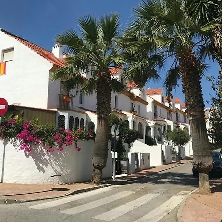 Casa Del Puerto De アパート
