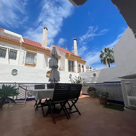 Casa Del Puerto De Apartment *